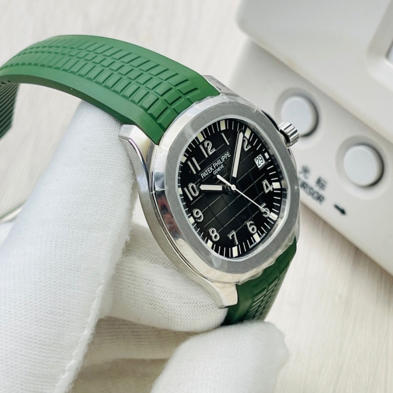 Watch0668