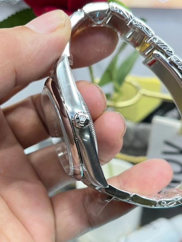 Watch0802
