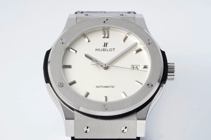 Watch0230