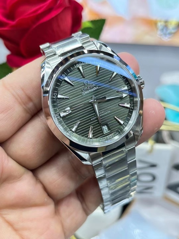 Watch0425