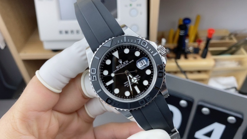 Watch0211