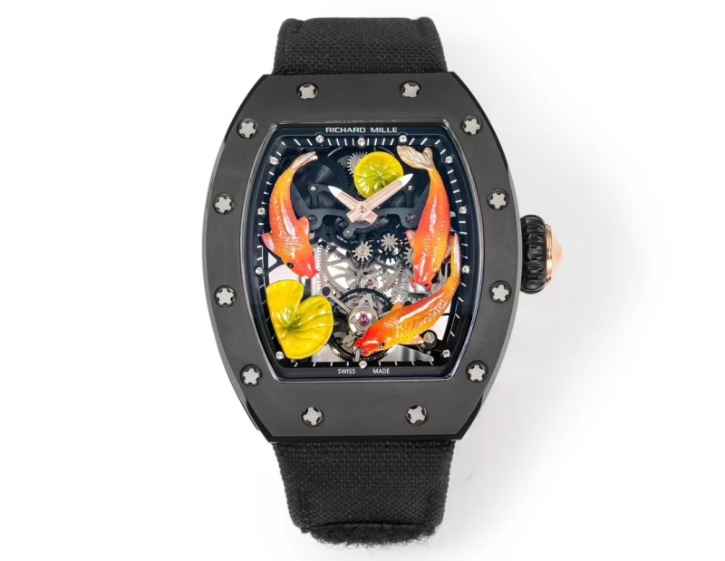Watch0694