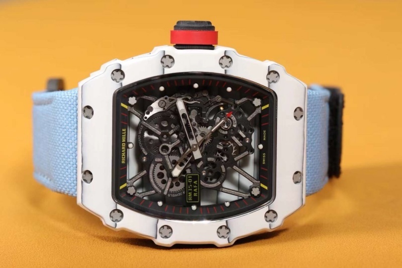 Watch0284