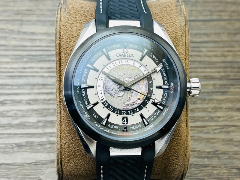 Watch0180
