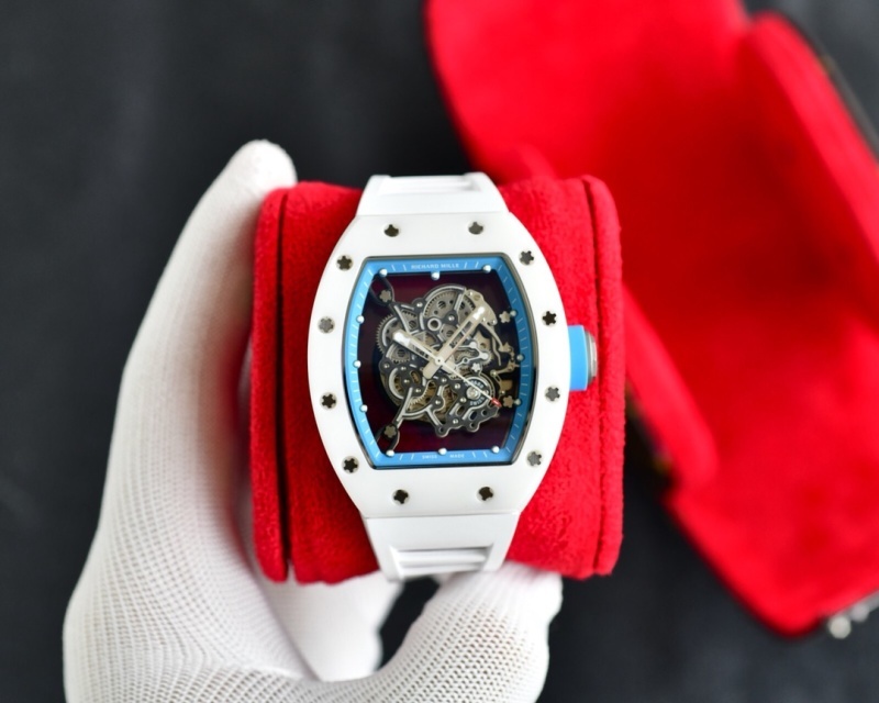Watch0251
