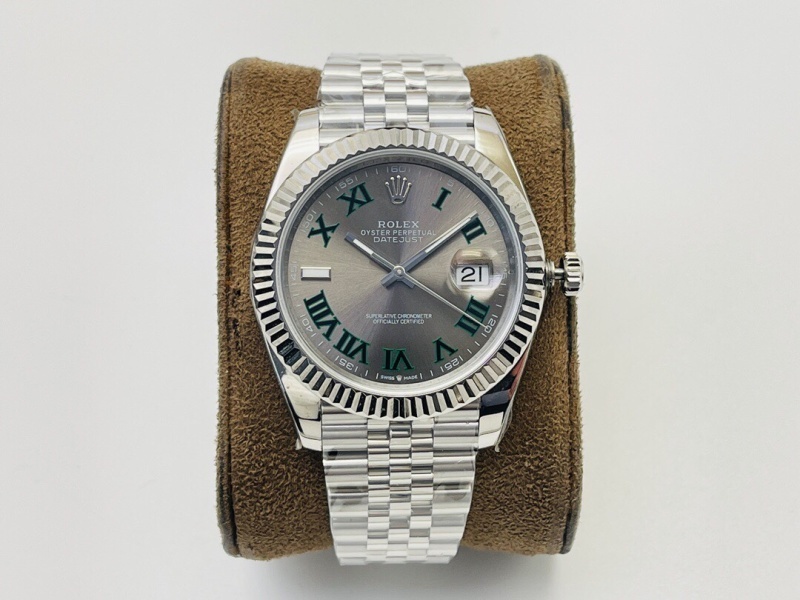 Watch0077