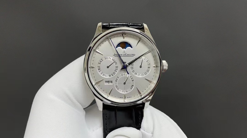 Watch0261