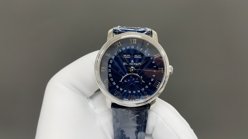 Watch0588