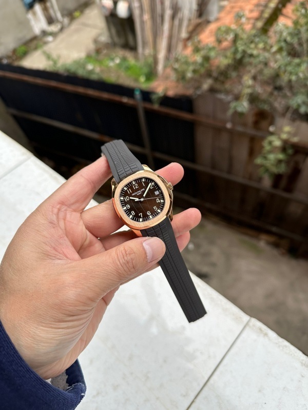 Watch0185