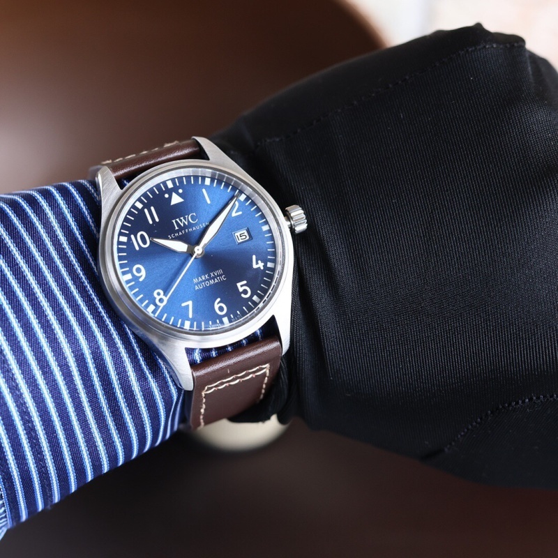 Watch0382