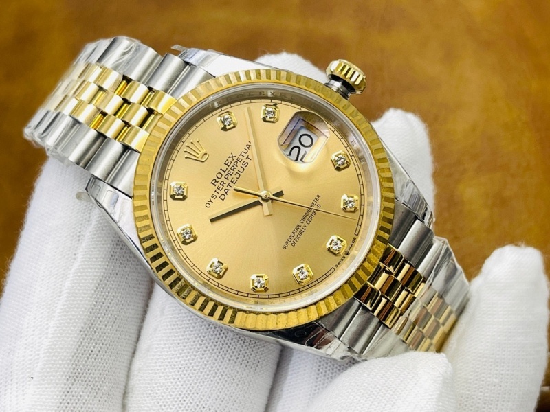 Watch0658