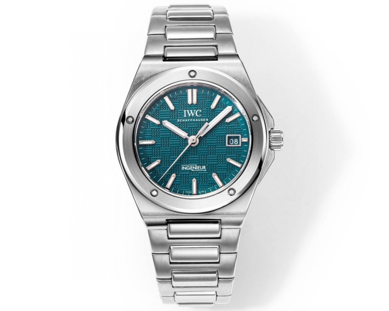 Watch0775