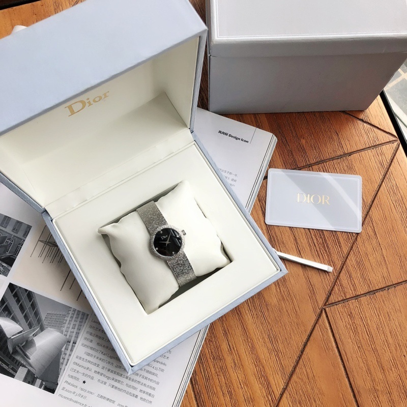 Watch0825