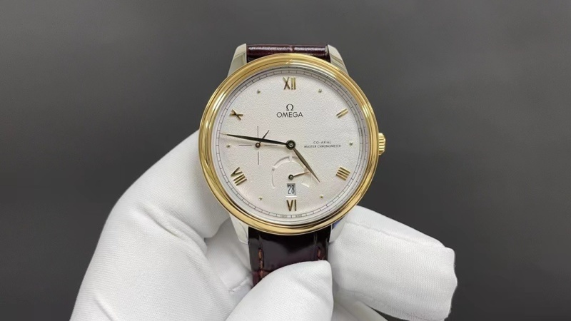 Watch0258