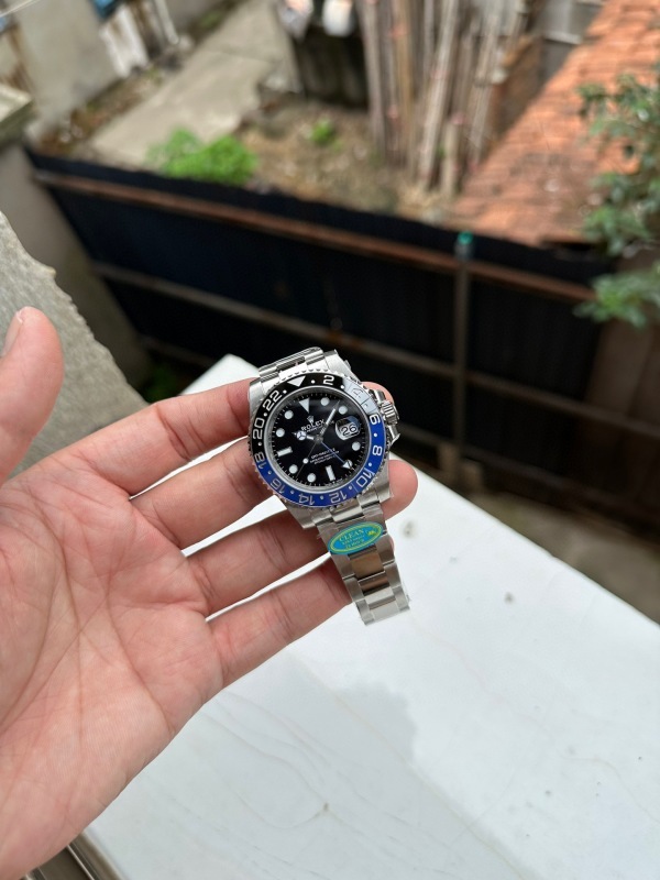Watch0190