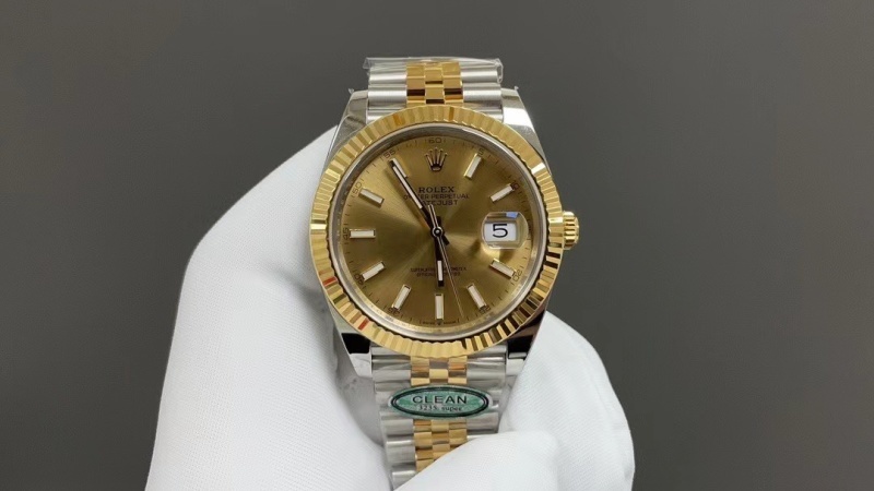 Watch0428