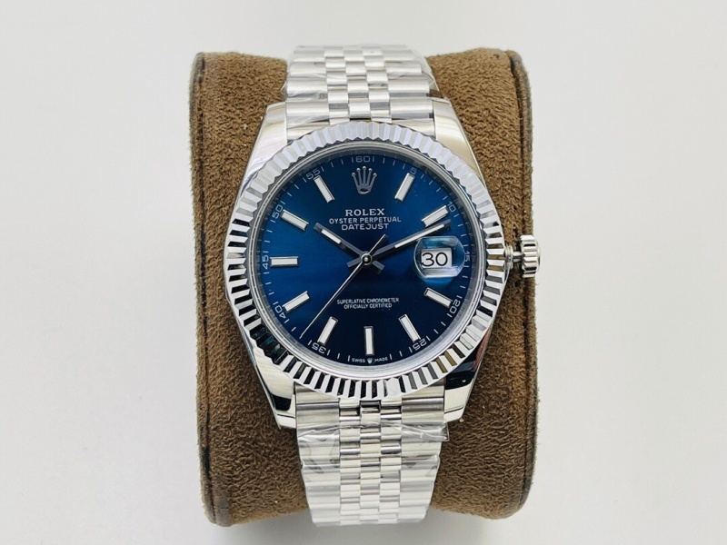 Watch0075
