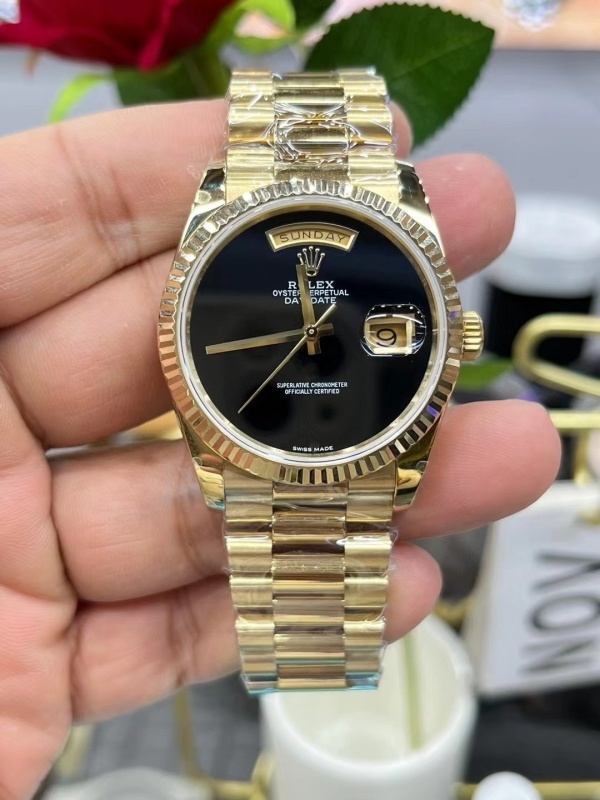 Watch0798