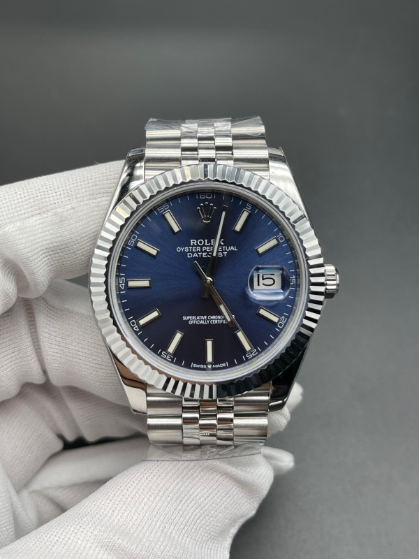 Top watch 0123