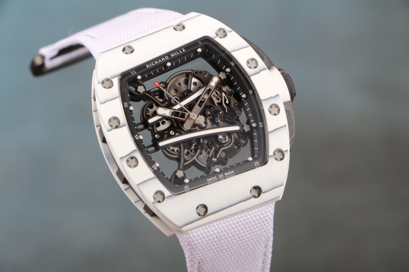 Watch0136