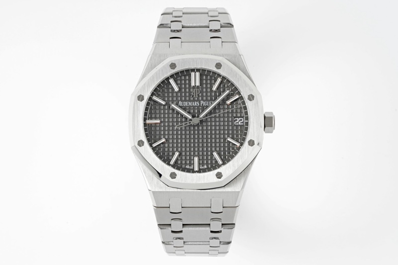 Watch0662