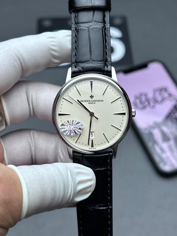 Watch0646