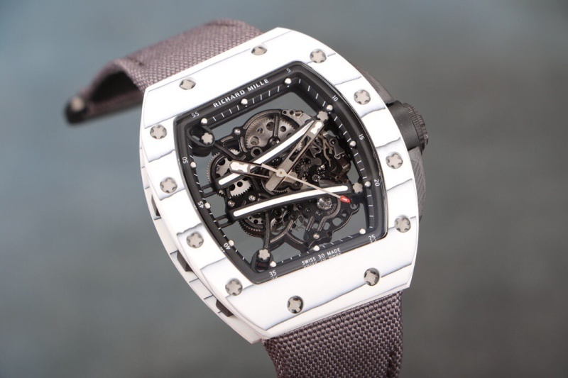 Watch0135