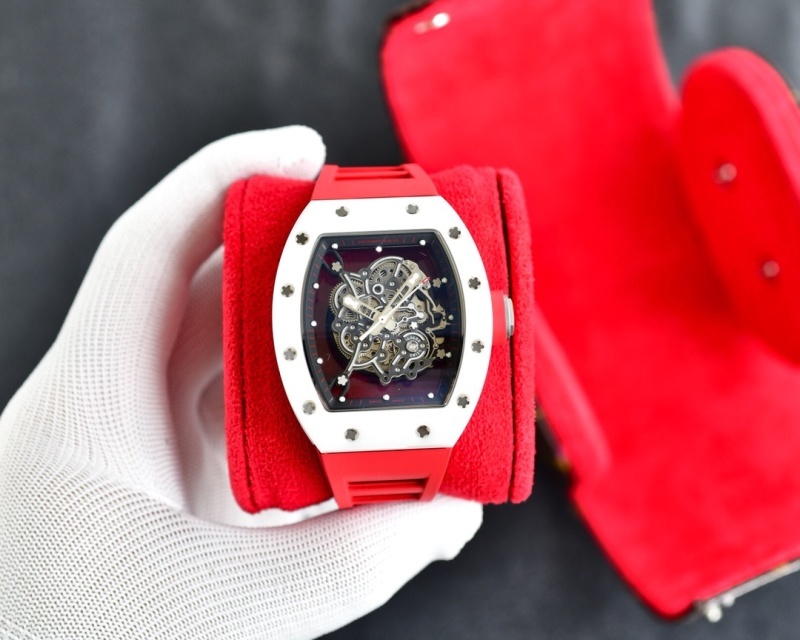 Watch0252