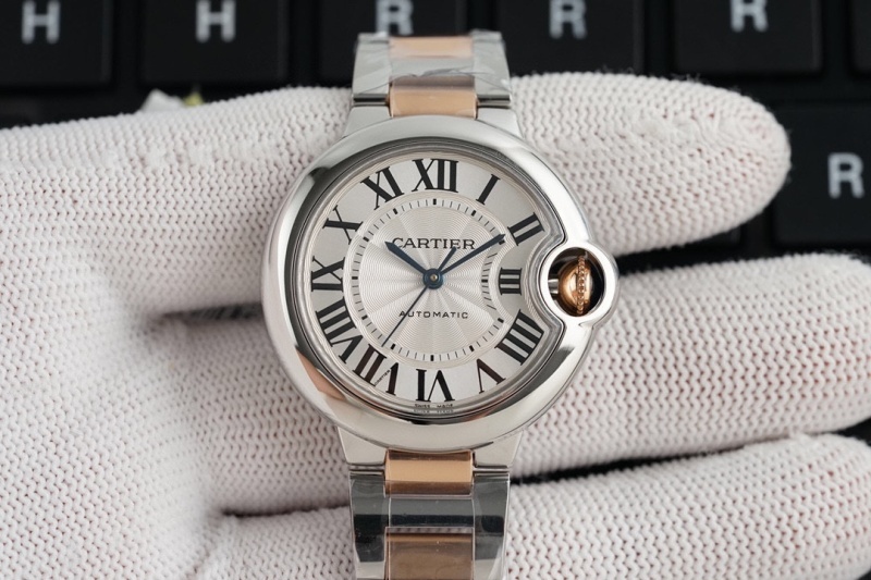 Watch0754