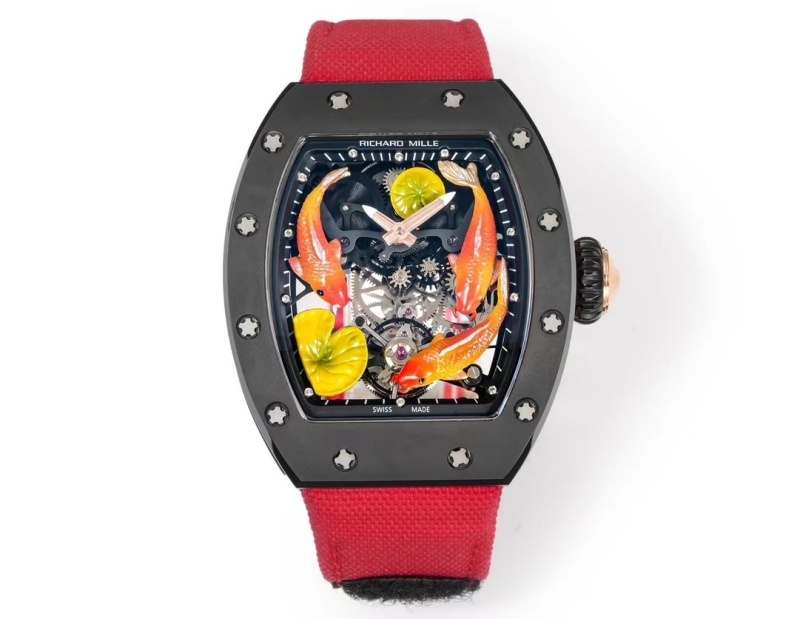 Watch0695