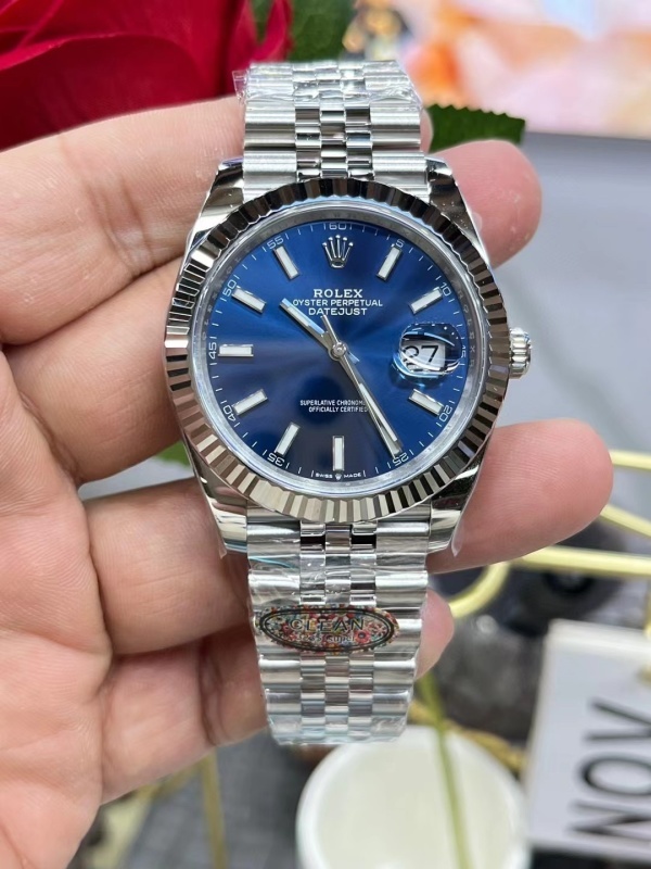 Watch0799