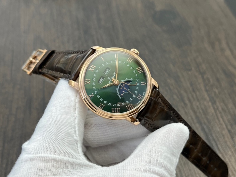 Watch0718