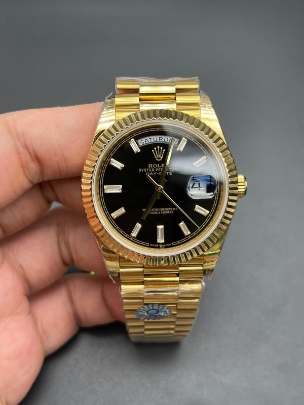 Watch0080