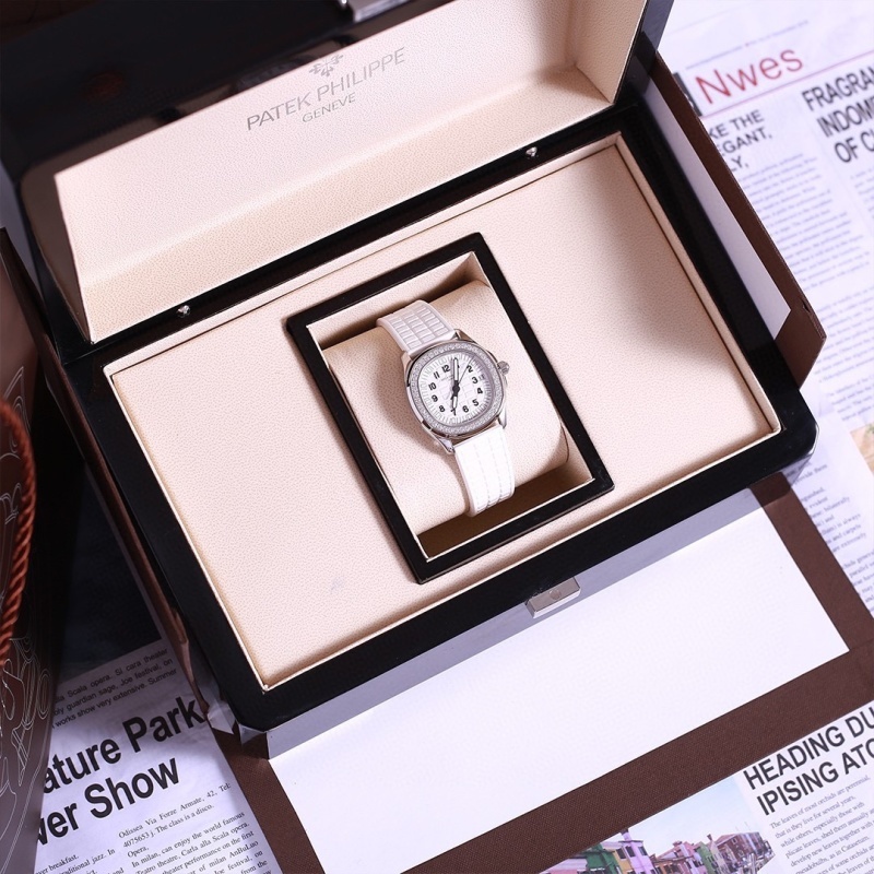 Watch0575