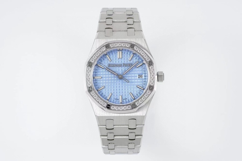 Watch0386