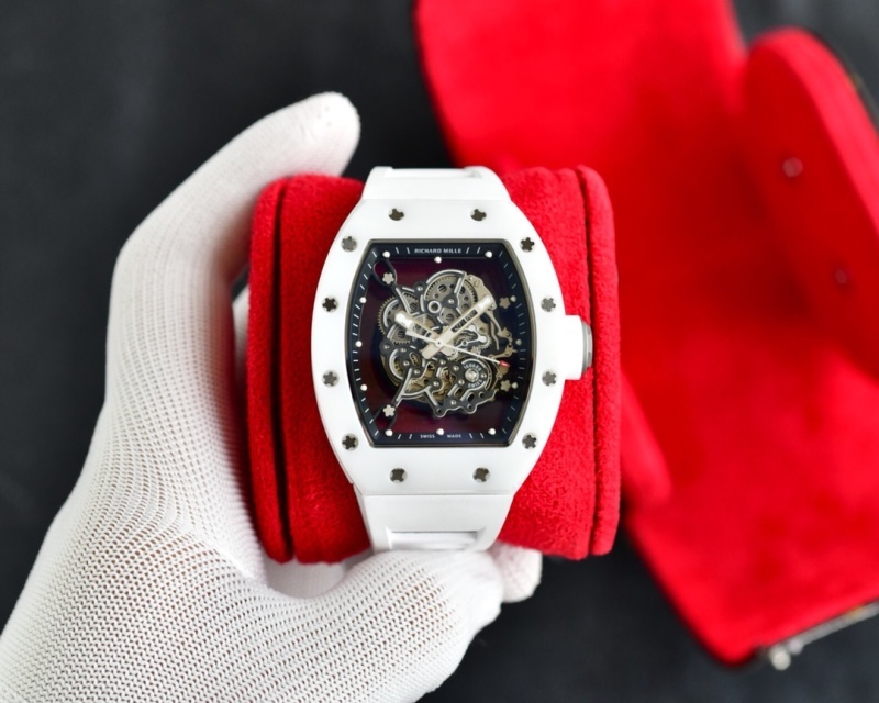 Watch0256