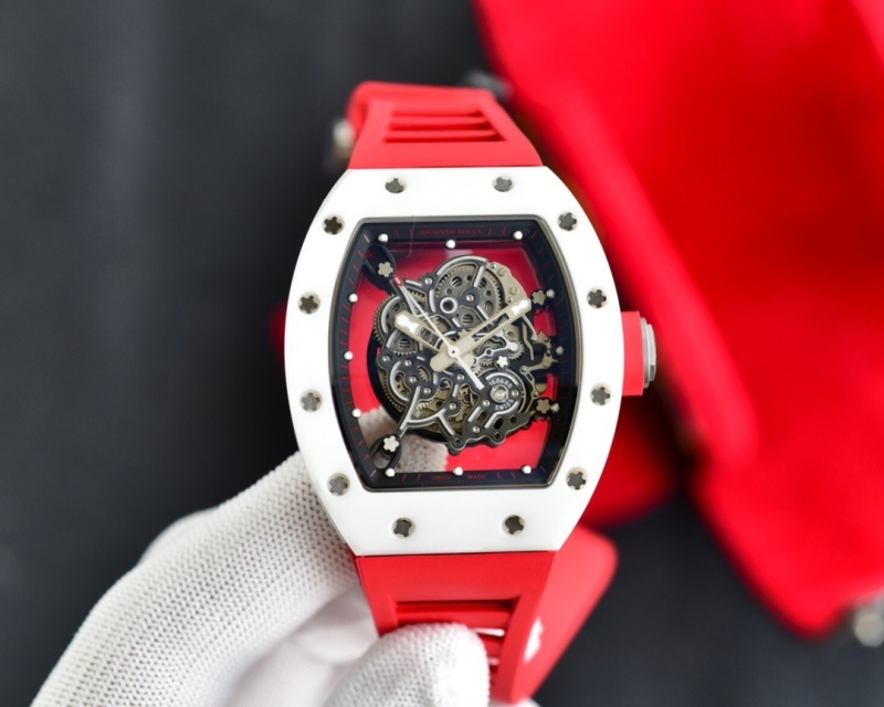 Watch0252