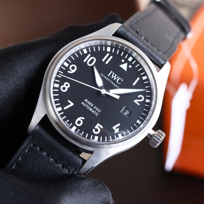 Watch0383