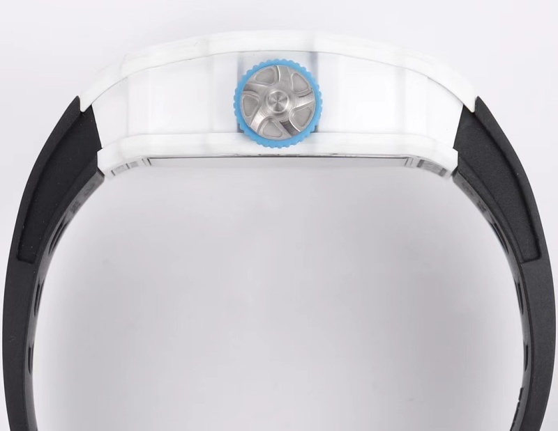 Watch0219