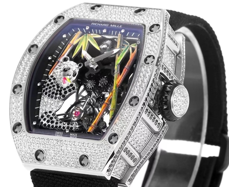 Watch0783
