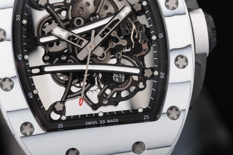 Watch0140