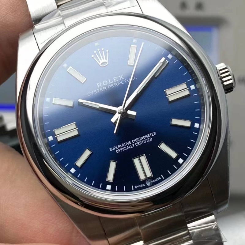 Watch0761