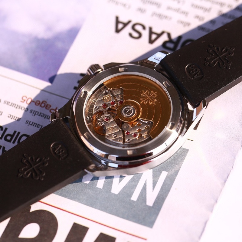 Watch0576
