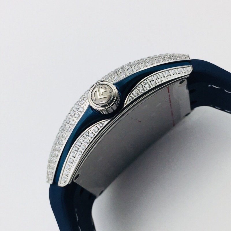 Watch0529