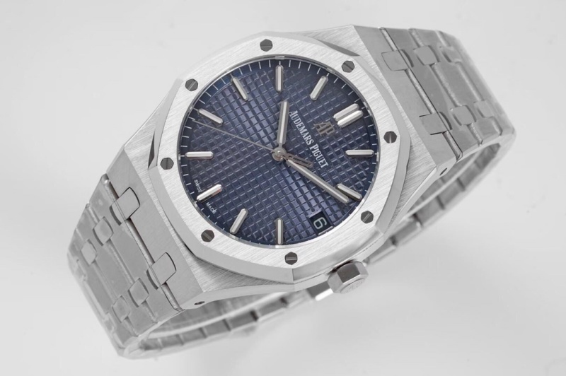 Watch0633