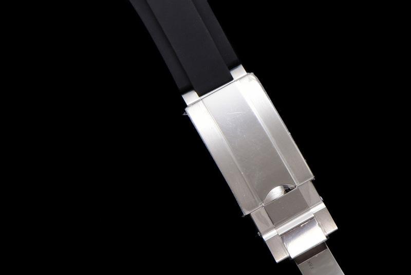 Watch0456