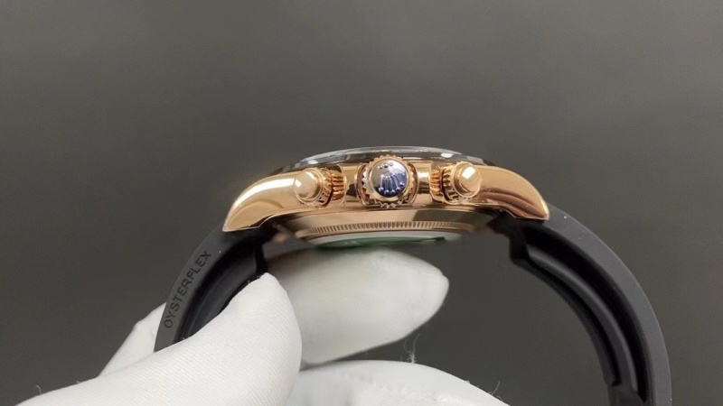 Watch0262