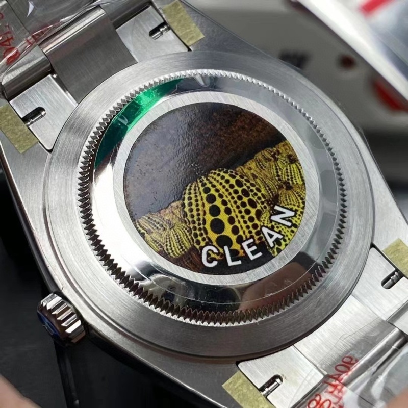 Watch0761