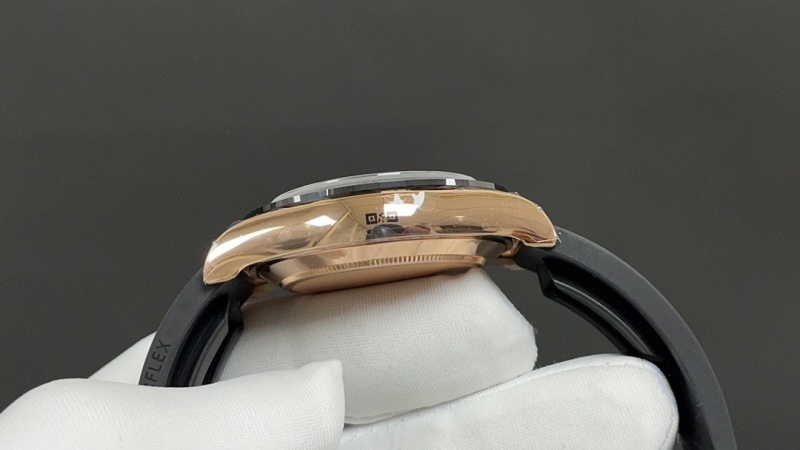 Watch0298