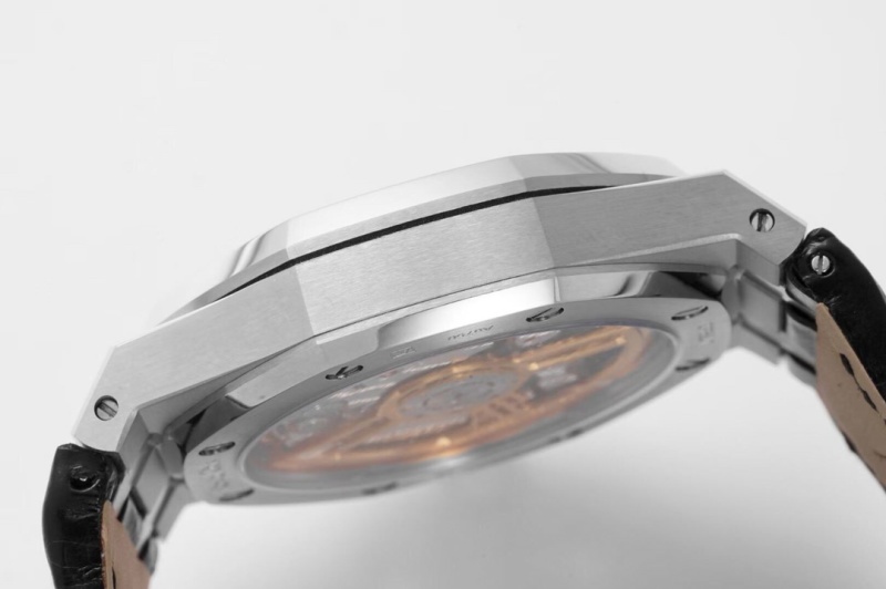 Watch0629